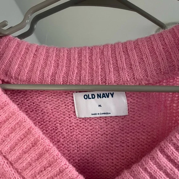 Old Navy Pink V-Neck Women's Sweater - Picture 4 of 4